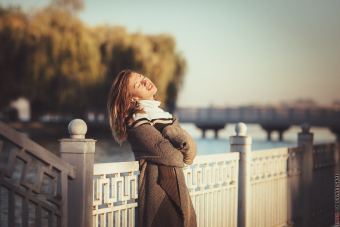 photoshoot portrait of woman by Paul Drevnytskyi